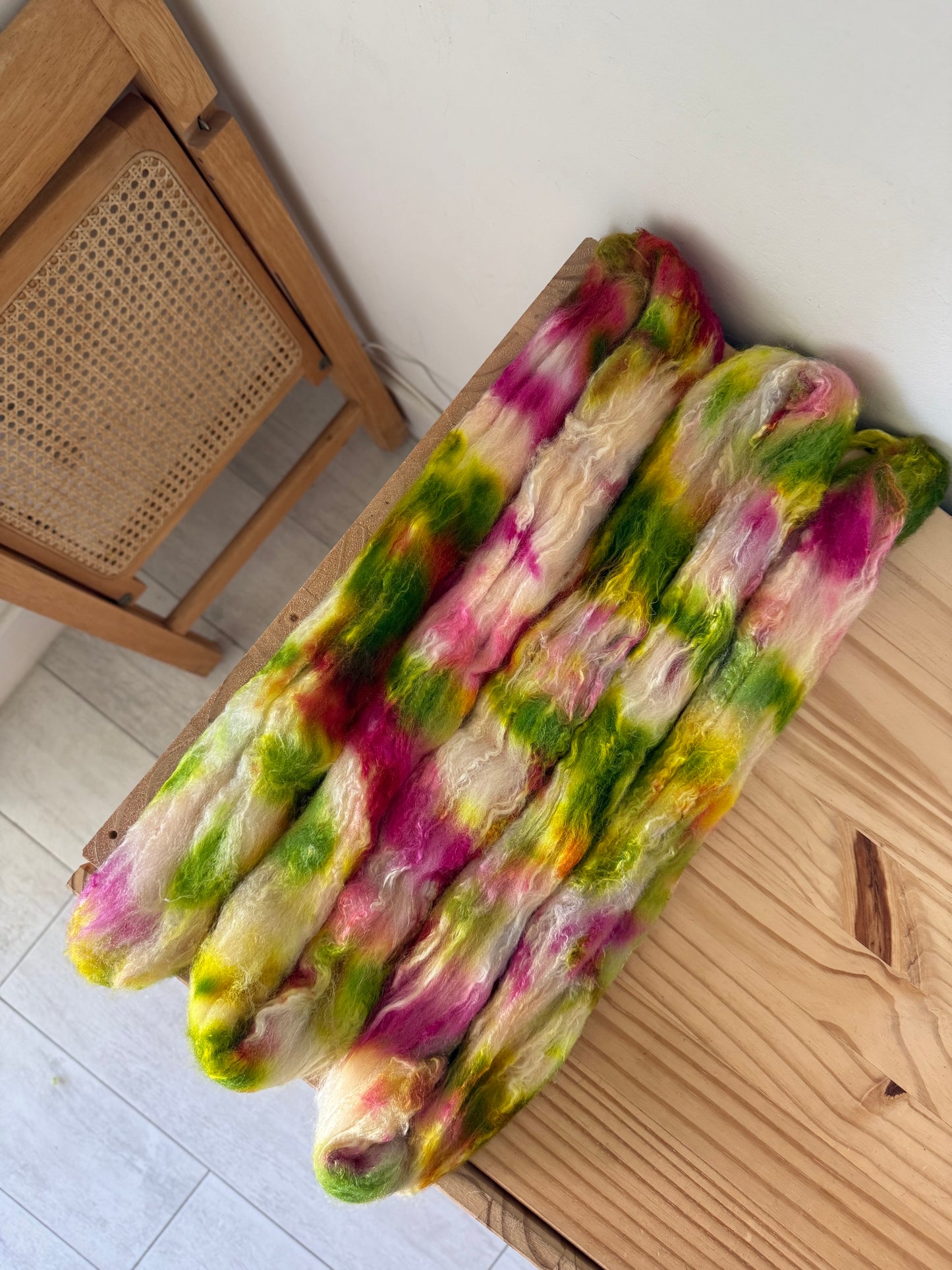 merino/silk - bright pink & green 2.5oz
