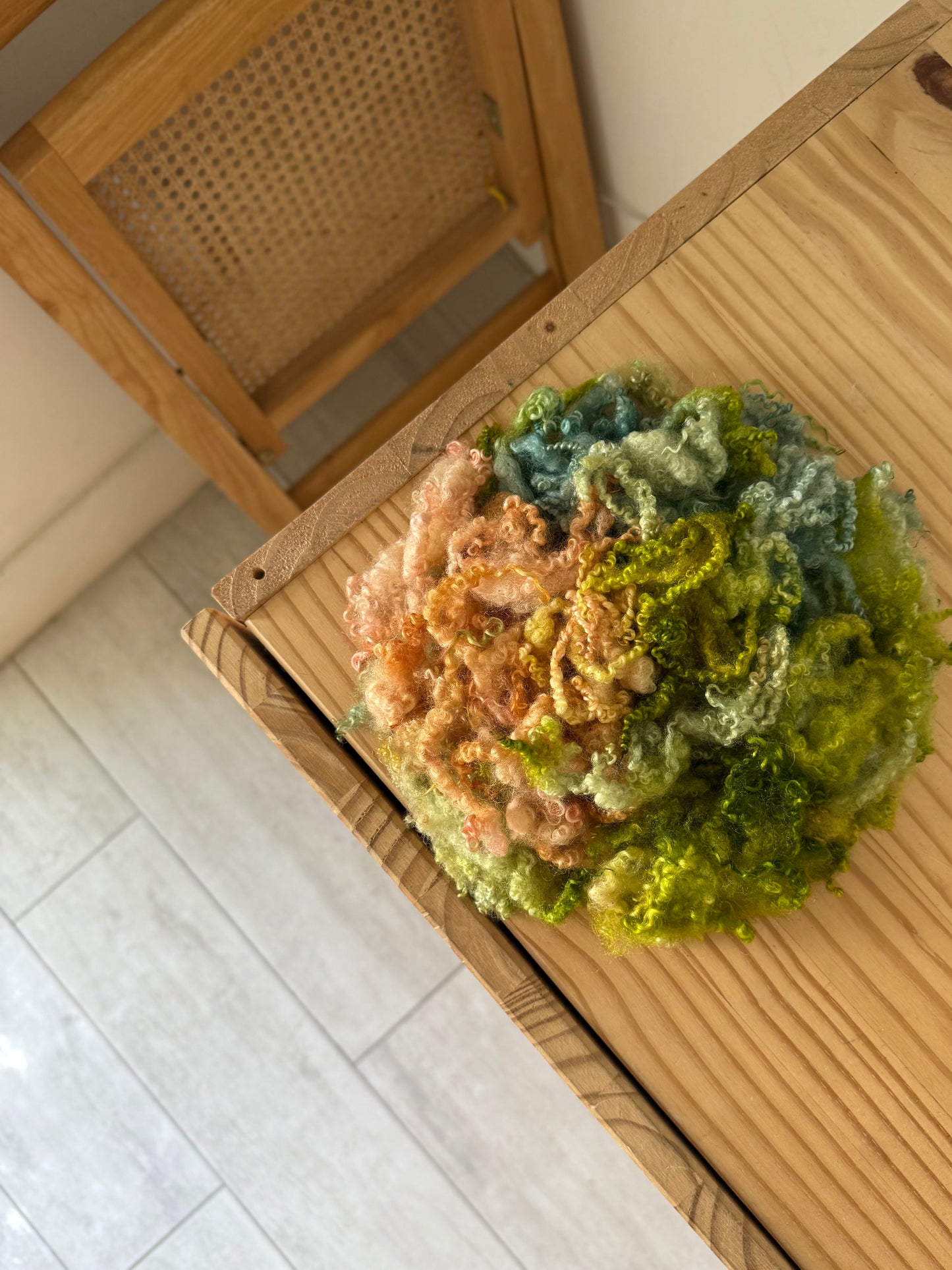 bluefaced leicester locks - peach pistachio marine