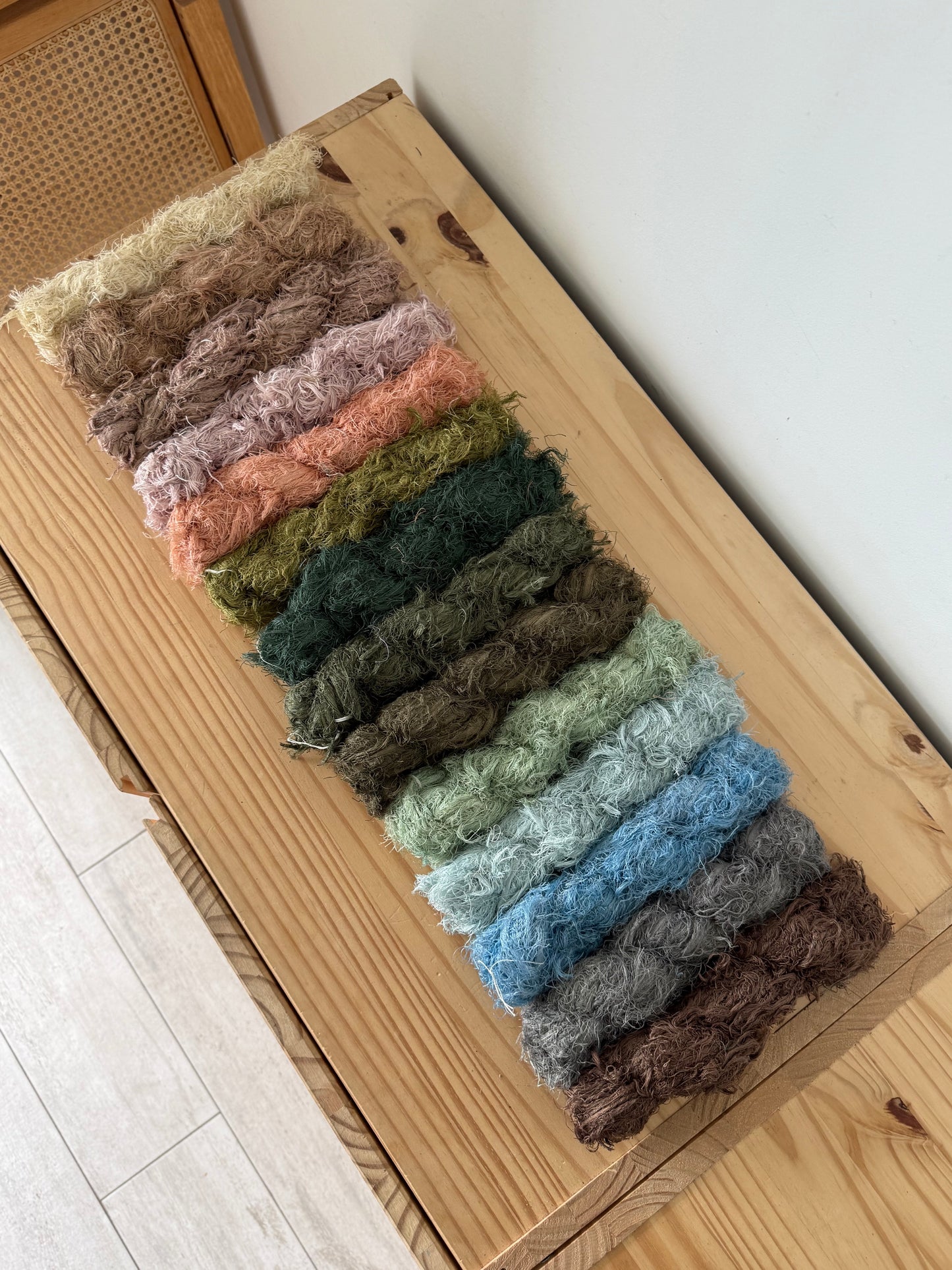 linen frizz ribbon