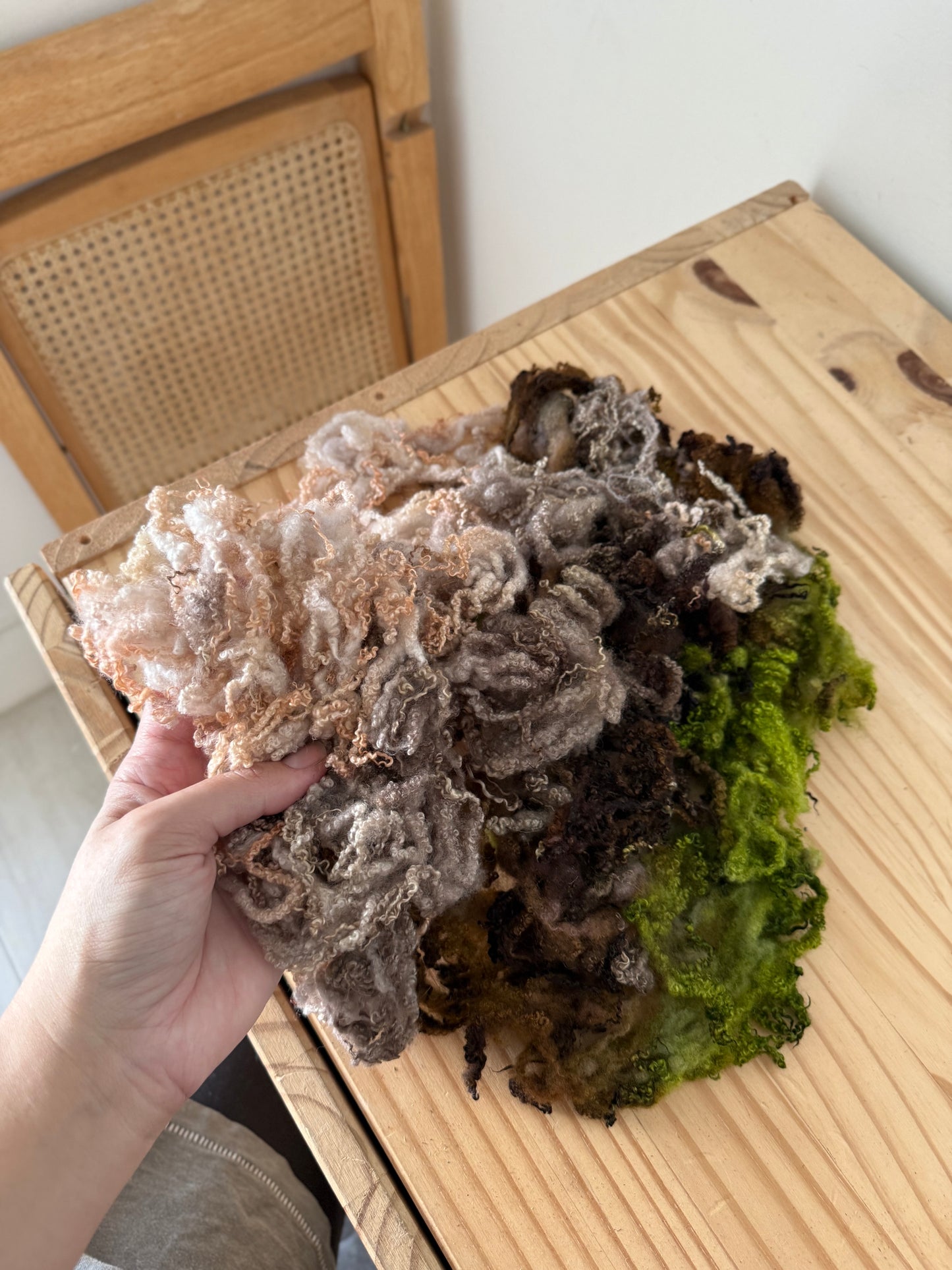 bluefaced leicester locks - pink & pecan brown