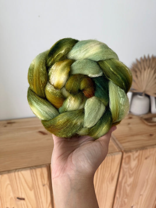 merino/silk - warm pistachio 4oz